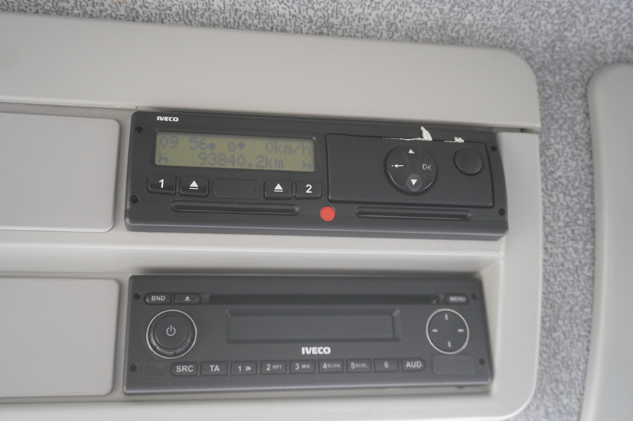 IVECO Eurocargo 150 E25 / 90 tho. km !!! / Tow truck - Автотранспортен камион: слика 3 IVECO Eurocargo 150 E25 / 90 tho. km !!! / Tow truck - Автотранспортен камион: слика 3