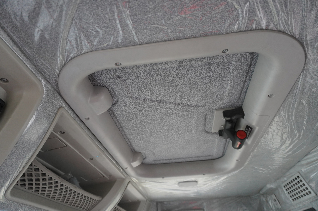 Камион со платформа, Камион со кран IVECO STRALIS 19.310 E6 / Flatbed 19 EPAL / FASSI F135 / 225 MTH! / 5.7  T: слика 21