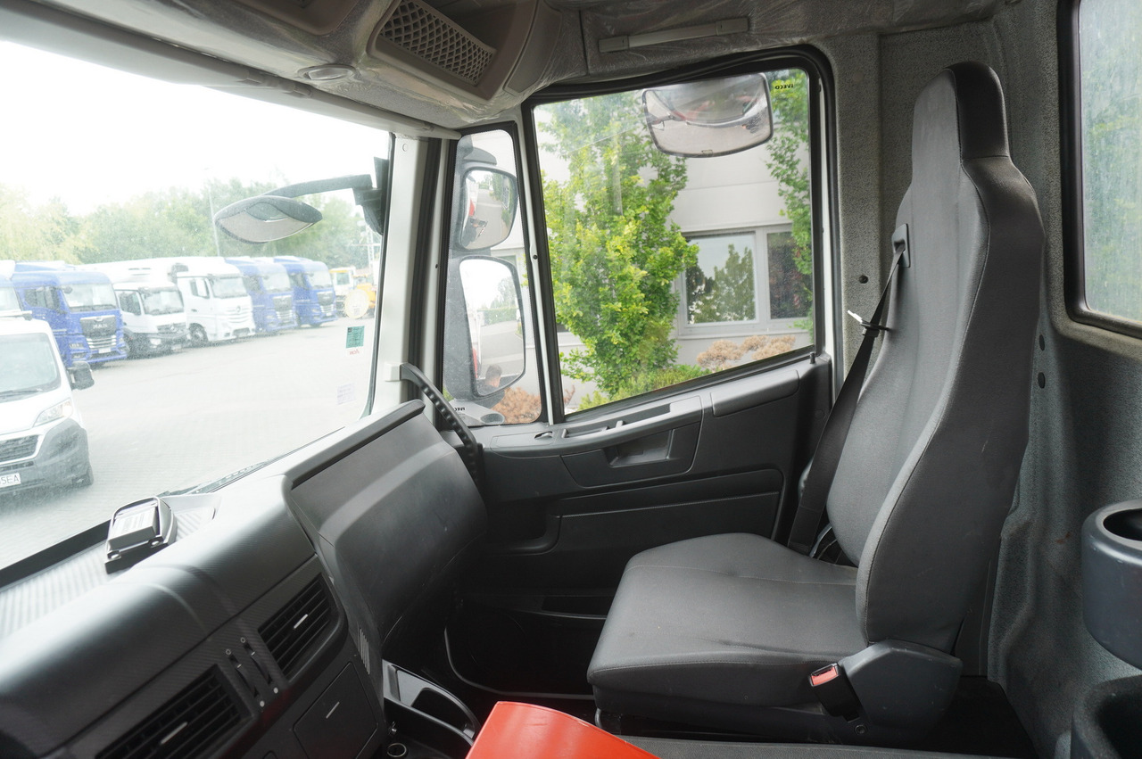 Камион со платформа, Камион со кран IVECO STRALIS 19.310 E6 / Flatbed 19 EPAL / FASSI F135 / 225 MTH! / 5.7  T: слика 23