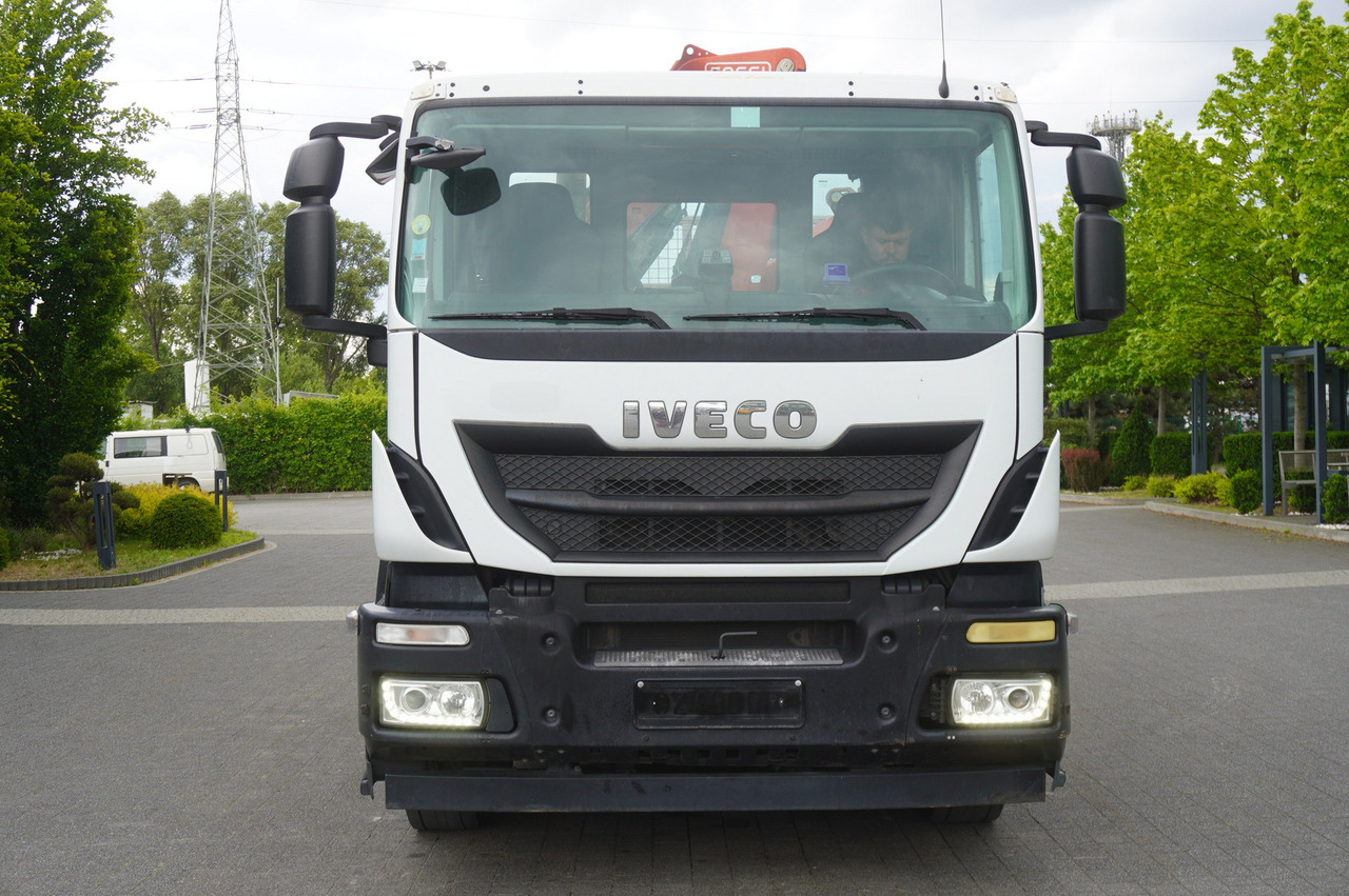 Камион со платформа, Камион со кран IVECO STRALIS 19.310 E6 / Flatbed 19 EPAL / FASSI F135 / 225 MTH! / 5.7  T: слика 14