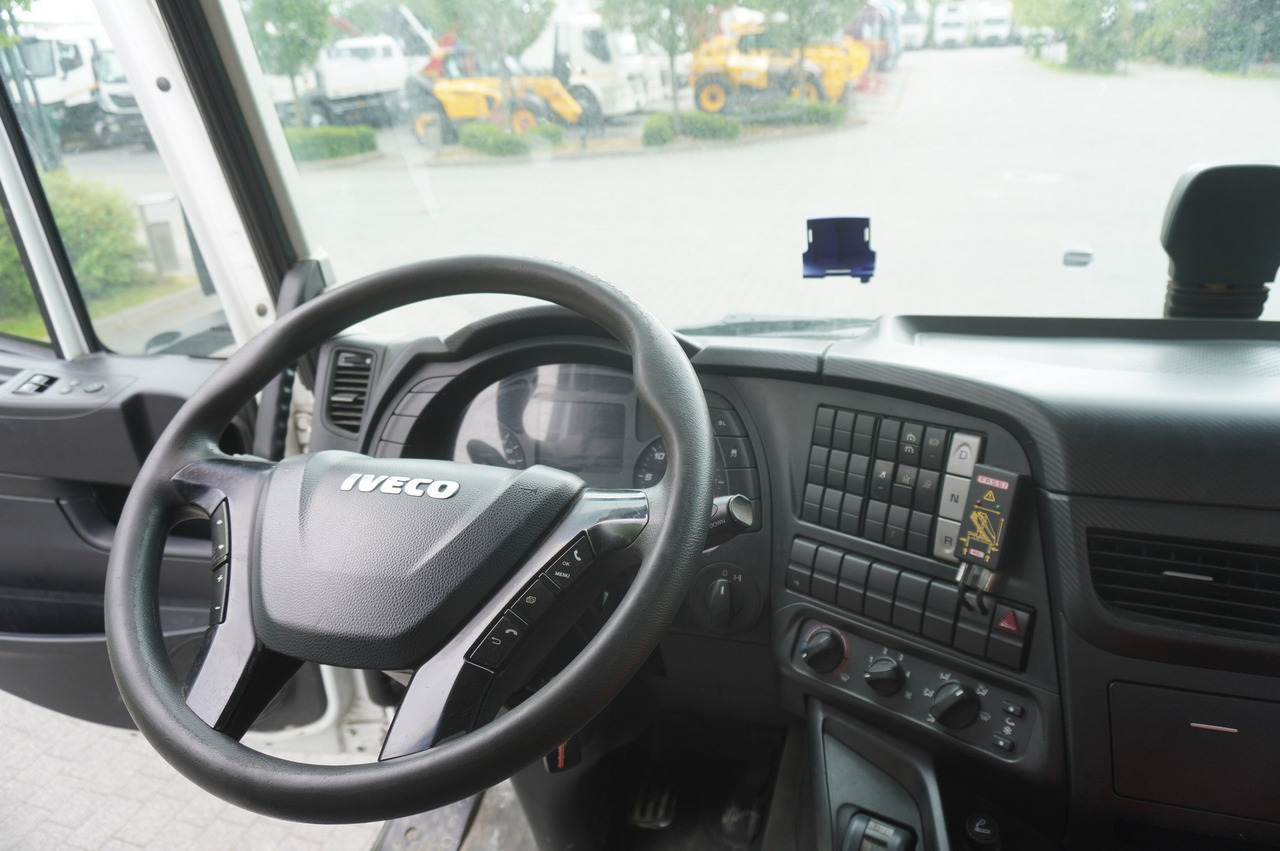 Камион со платформа, Камион со кран IVECO STRALIS 19.310 E6 / Flatbed 19 EPAL / FASSI F135 / 225 MTH! / 5.7  T: слика 24