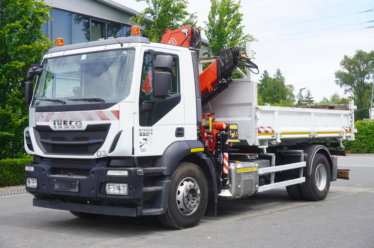 IVECO STRALIS 330 E6 / FASSI 195A 8.5 T / 3-side tipper - Камион со кран: слика 2 IVECO STRALIS 330 E6 / FASSI 195A 8.5 T / 3-side tipper - Камион со кран: слика 2