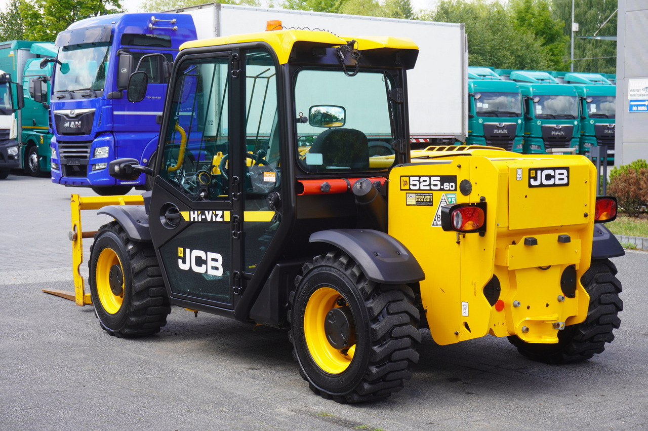 JCB 525-60T5 / 2022 / 860 MTH! / 2.5 T / Reach 6 m / joystick - Телескопски натоварувач на тркала: слика 4 JCB 525-60T5 / 2022 / 860 MTH! / 2.5 T / Reach 6 m / joystick - Телескопски натоварувач на тркала: слика 4