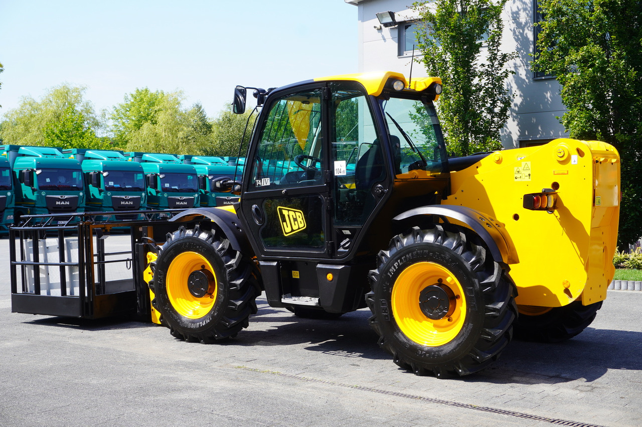 JCB 535-95 / 3.5 T / range 9.5 m / joystick - Телескопски ракувач: слика 3 JCB 535-95 / 3.5 T / range 9.5 m / joystick - Телескопски ракувач: слика 3