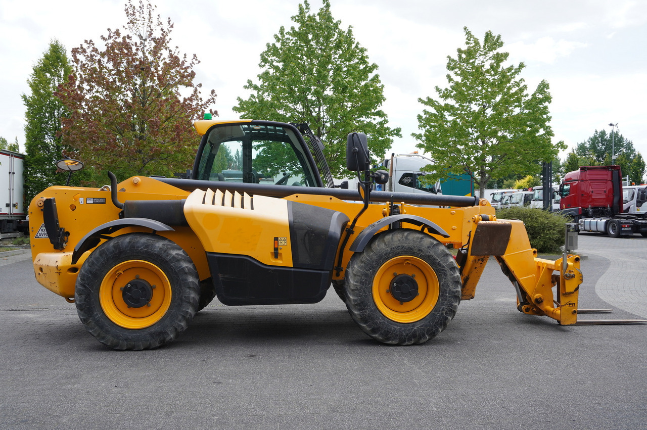 JCB 540-140 telescopic loader / 14 m range / 1800 MTH - Телескопски натоварувач на тркала: слика 4 JCB 540-140 telescopic loader / 14 m range / 1800 MTH - Телескопски натоварувач на тркала: слика 4