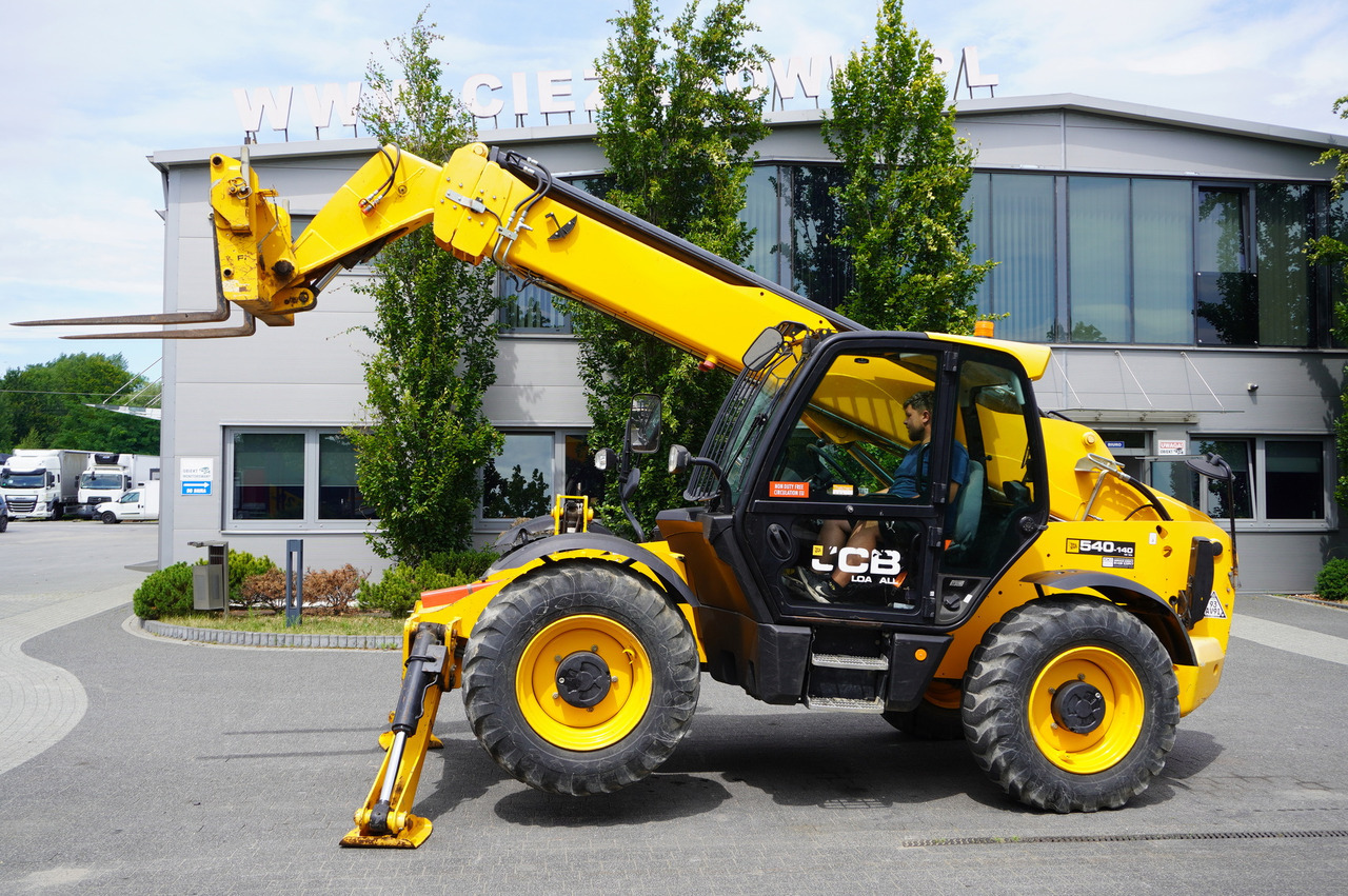 JCB 540-140 telescopic loader / 14 m range / 1800 MTH - Телескопски натоварувач на тркала: слика 2 JCB 540-140 telescopic loader / 14 m range / 1800 MTH - Телескопски натоварувач на тркала: слика 2