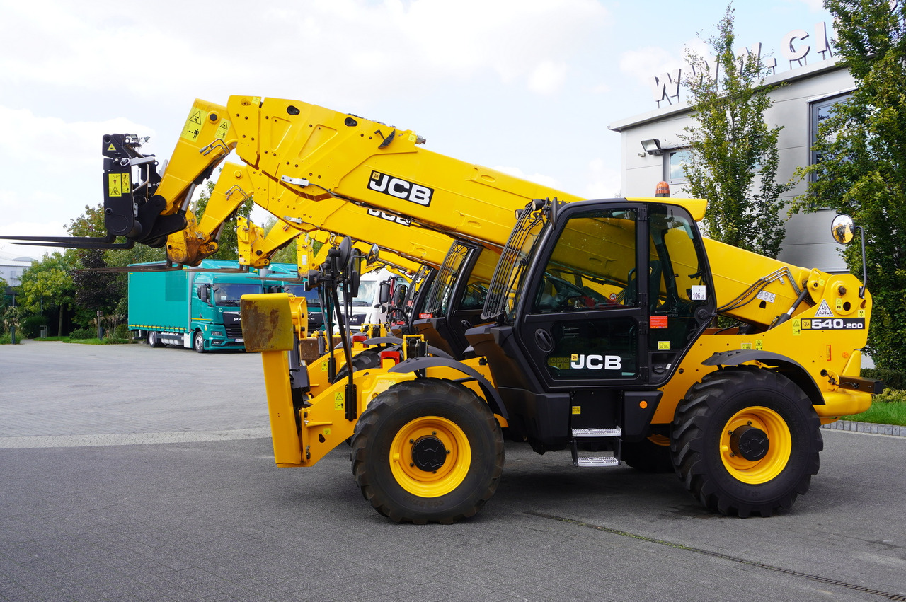 JCB 540-140 telescopic loader / 14 m range / 1800 MTH / Several units - Телескопски ракувач: слика 4 JCB 540-140 telescopic loader / 14 m range / 1800 MTH / Several units - Телескопски ракувач: слика 4