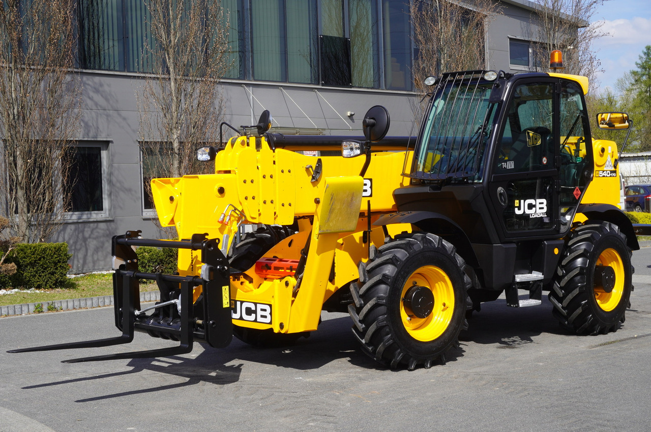 JCB 540-170 Telescopic Loader / 17m / joystick - Телескопски натоварувач на тркала: слика 3 JCB 540-170 Telescopic Loader / 17m / joystick - Телескопски натоварувач на тркала: слика 3