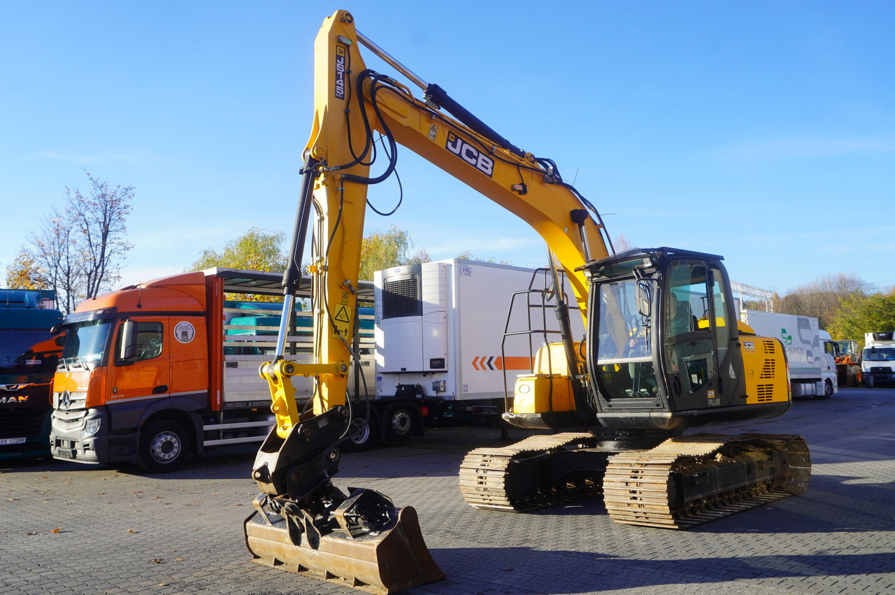 JCB JS 145LC crawler excavator / 4800 MTH - Багер гасеничар: слика 4 JCB JS 145LC crawler excavator / 4800 MTH - Багер гасеничар: слика 4