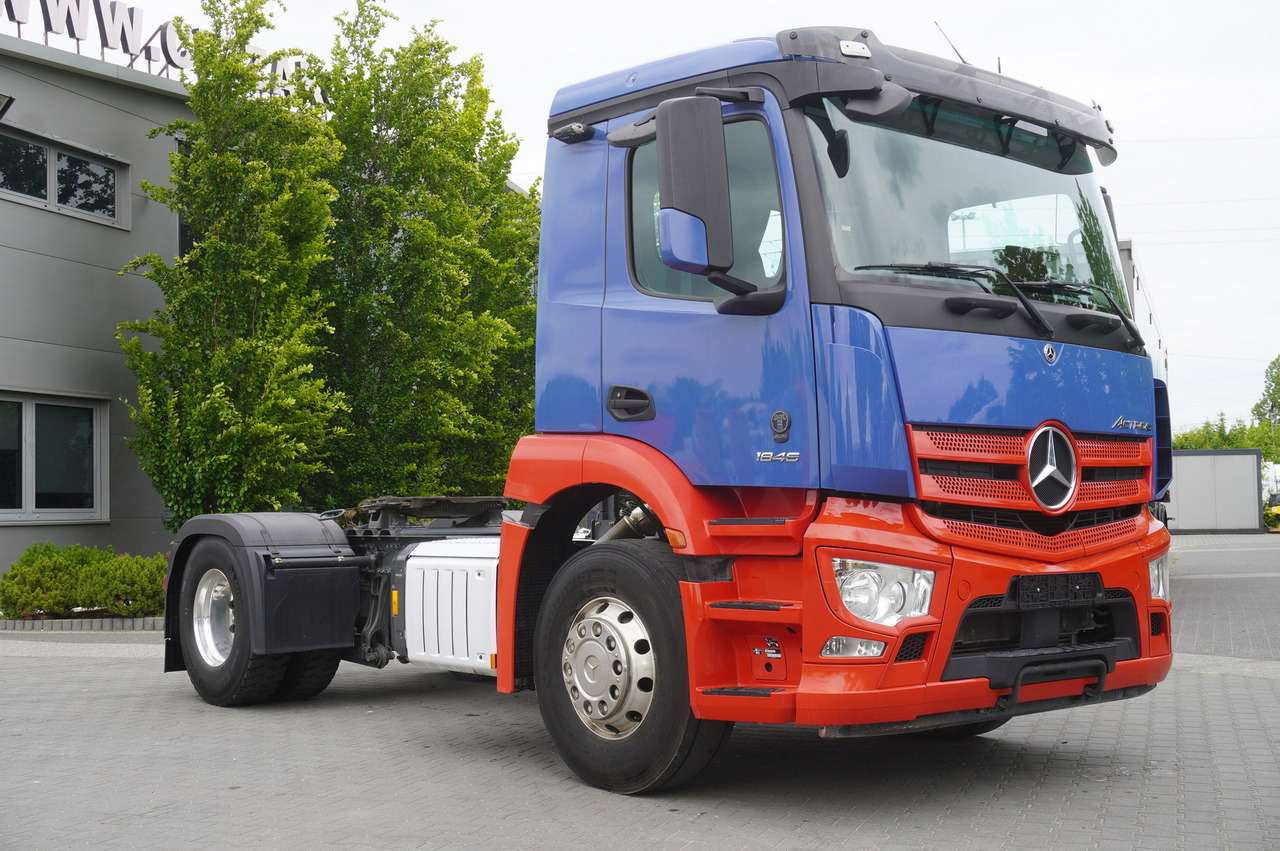 Mercedes-Benz Actros 1845 4x2 / Jost 5th wheel / 11.1 t load capacity - Камион влекач: слика 2 Mercedes-Benz Actros 1845 4x2 / Jost 5th wheel / 11.1 t load capacity - Камион влекач: слика 2