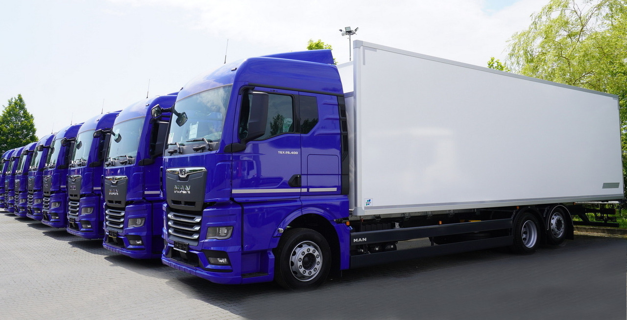 MAN New MAN TGX 26.400 / NEW IGLOOCAR refrigerator 23 pallets / 6×2 / 2024 / 10 units - Изотермален камион: слика 4 MAN New MAN TGX 26.400 / NEW IGLOOCAR refrigerator 23 pallets / 6×2 / 2024 / 10 units - Изотермален камион: слика 4