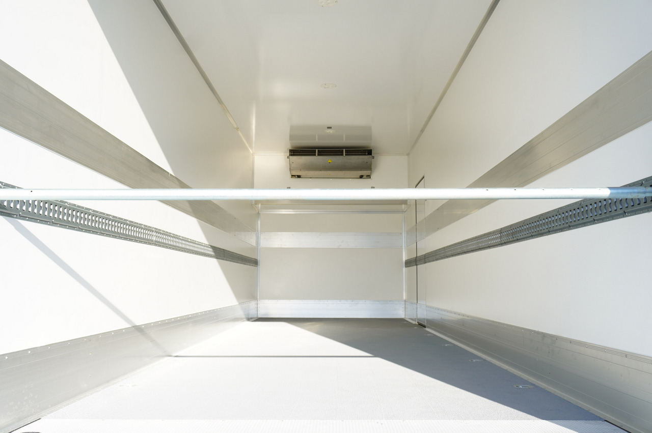 Лизинг на MAN New Refrigerator MAN TGX 26.400 / IGLOOCAR 23 pallets / Carrier Supra 1150 MAN New Refrigerator MAN TGX 26.400 / IGLOOCAR 23 pallets / Carrier Supra 1150: слика 20