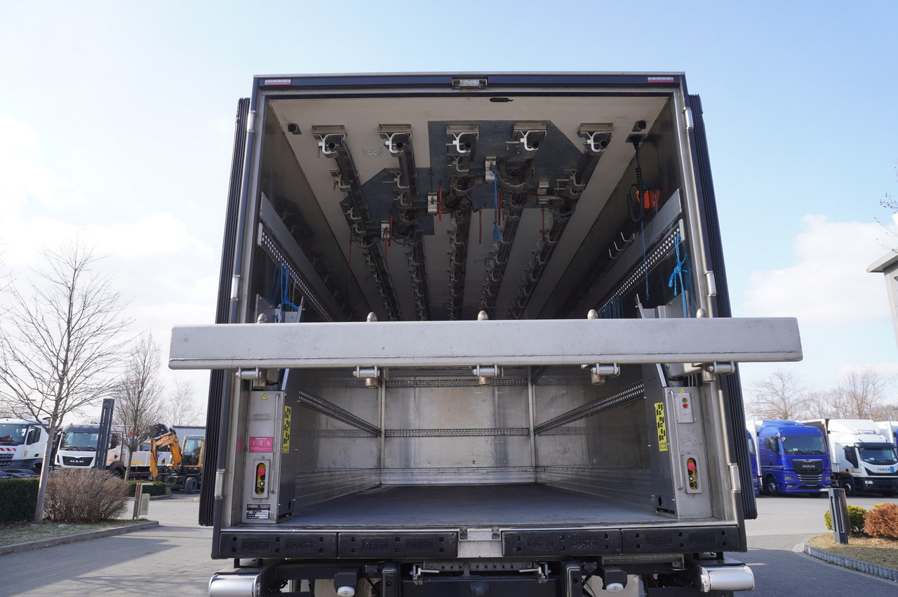 MAN TGM 18.320 / CHEREAU meat hook refrigerator / Carcass elevator - Камион ладилник: слика 3 MAN TGM 18.320 / CHEREAU meat hook refrigerator / Carcass elevator - Камион ладилник: слика 3