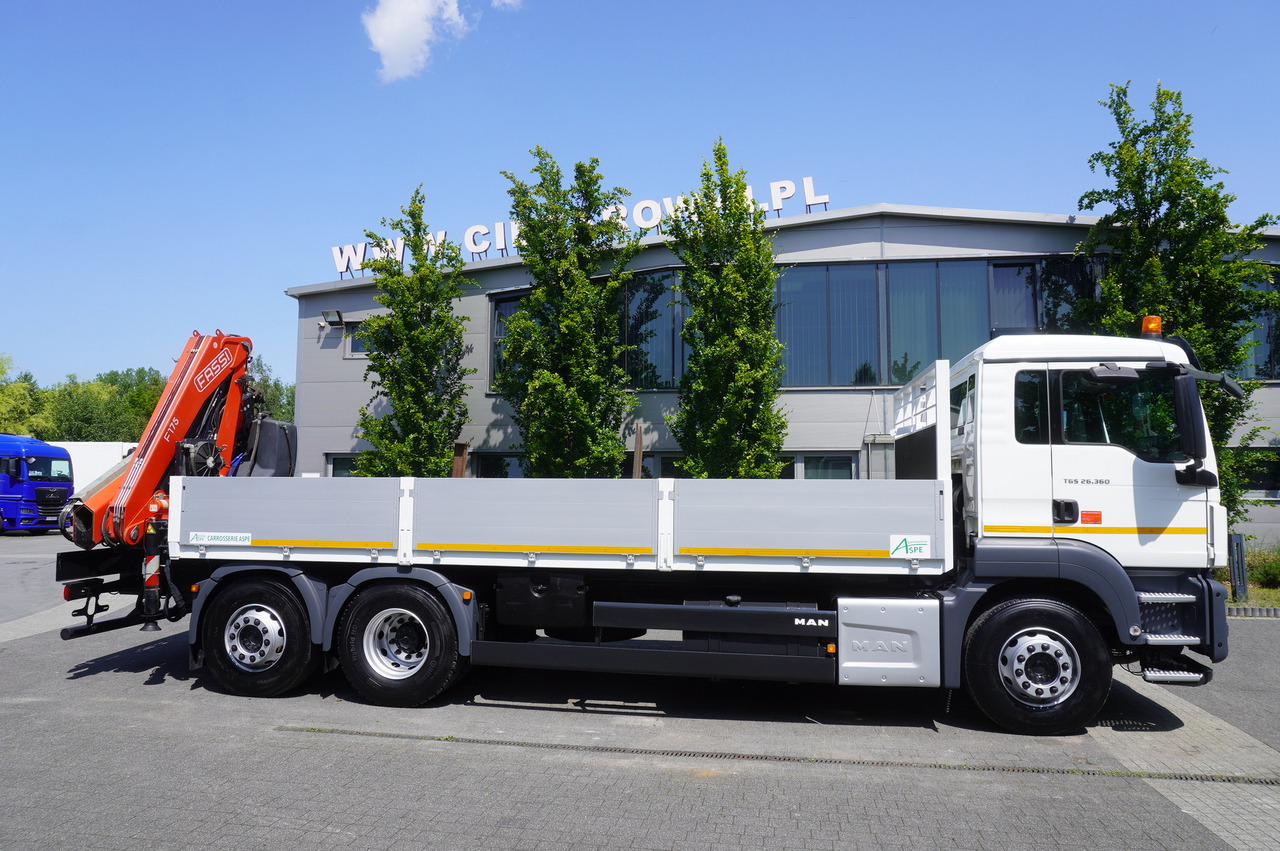 MAN TGS 26.360 Flatbed / Fassi F175 7.7 T / steered 3rd axle - Камион со платформа, Камион со кран: слика 3 MAN TGS 26.360 Flatbed / Fassi F175 7.7 T / steered 3rd axle - Камион со платформа, Камион со кран: слика 3