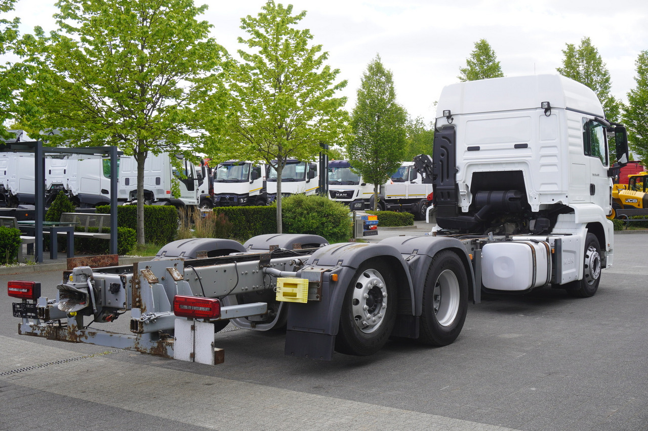 MAN TGS 26.420 / 7.5 m chassis / 14.5 t load cap. / Sleeping cab - Камион со кабинска шасија: слика 4 MAN TGS 26.420 / 7.5 m chassis / 14.5 t load cap. / Sleeping cab - Камион со кабинска шасија: слика 4