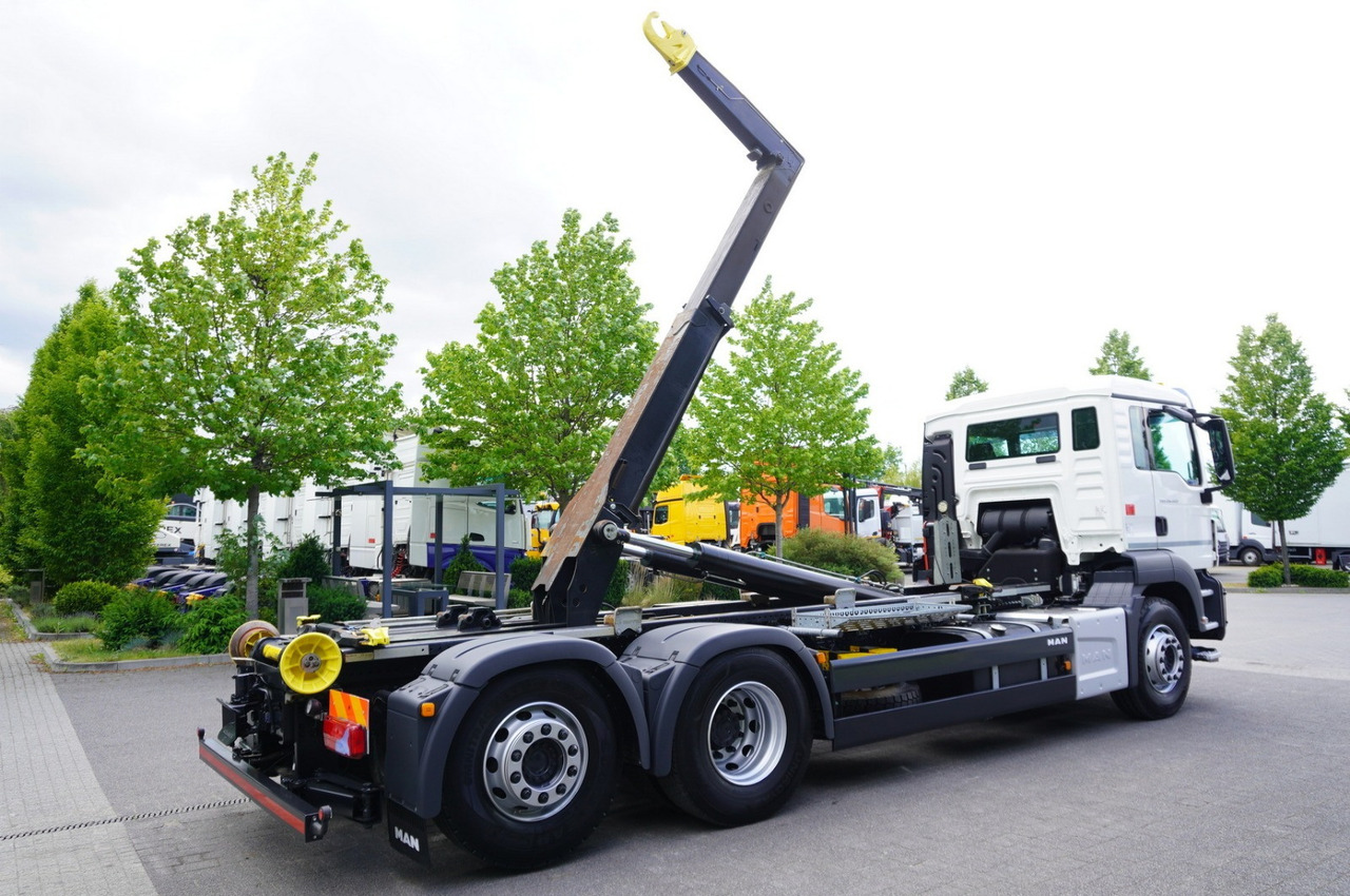 MAN TGS 26.430 E6 6x2 / HIAB Multilift hooklift - Камион со кука за подигање: слика 5 MAN TGS 26.430 E6 6x2 / HIAB Multilift hooklift - Камион со кука за подигање: слика 5