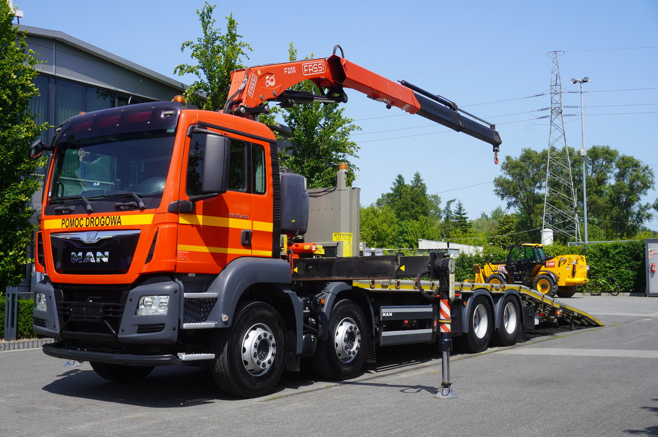 MAN TGS 35.360 E6 8x2 / FASSI F235 crane / 6.5 T cap. / 8.3 m reach - Камион за влечење: слика 2 MAN TGS 35.360 E6 8x2 / FASSI F235 crane / 6.5 T cap. / 8.3 m reach - Камион за влечење: слика 2