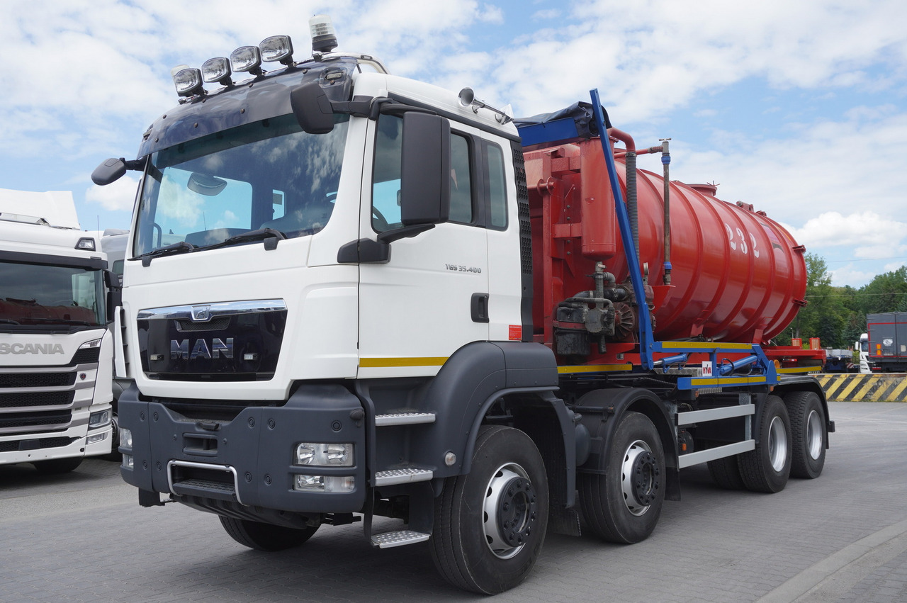 MAN TGS 35.400 8 × 4 E5 / HYVA HOOK LIFT 32.56 SE / Septic barrel 13000 L - Цистерна за арско ѓубриво: слика 2 MAN TGS 35.400 8 × 4 E5 / HYVA HOOK LIFT 32.56 SE / Septic barrel 13000 L - Цистерна за арско ѓубриво: слика 2