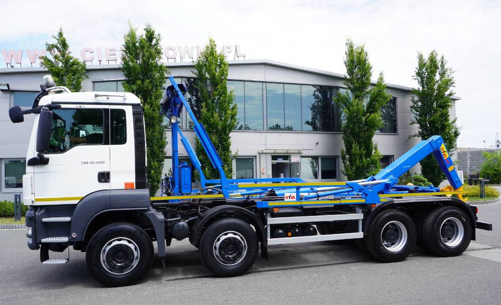 MAN TGS 35.400 8×4 HYVA LIFT 32.56 SE hooklift - Камион со кука за подигање: слика 2 MAN TGS 35.400 8×4 HYVA LIFT 32.56 SE hooklift - Камион со кука за подигање: слика 2