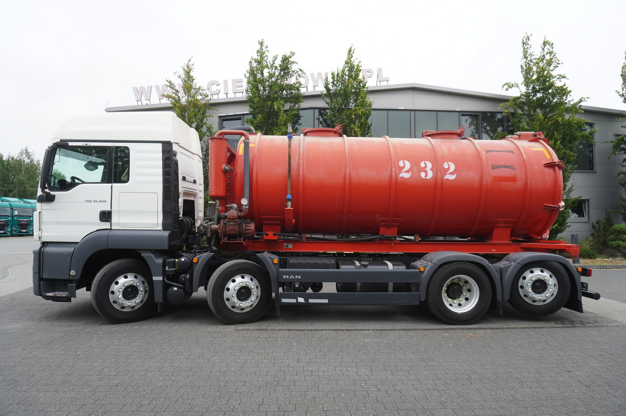 MAN TGS 35.420 8×2 / NEW septic barrel 13000 L / 3 steered axles - Цистерна за арско ѓубриво: слика 2 MAN TGS 35.420 8×2 / NEW septic barrel 13000 L / 3 steered axles - Цистерна за арско ѓубриво: слика 2