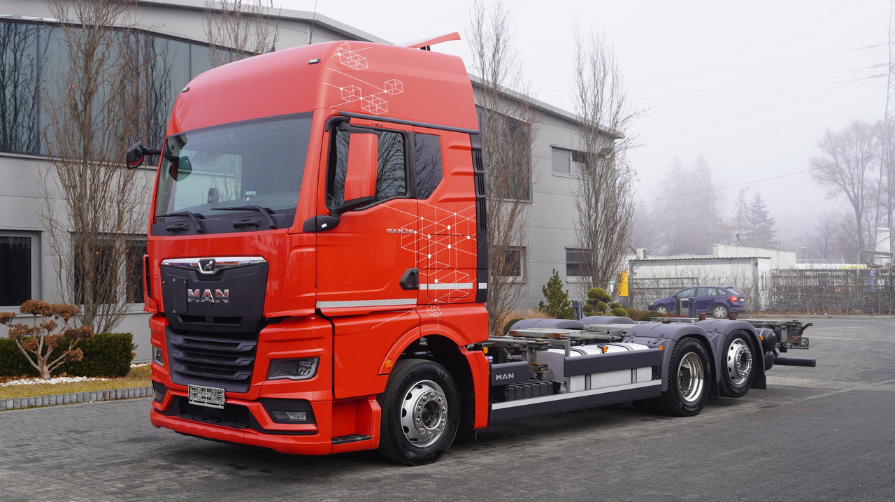 MAN TGX 26.510 / 2023 / 510 HP / BDF - Транспортер на контејнер/ Камион со променливо тело: слика 1 MAN TGX 26.510 / 2023 / 510 HP / BDF - Транспортер на контејнер/ Камион со променливо тело: слика 1