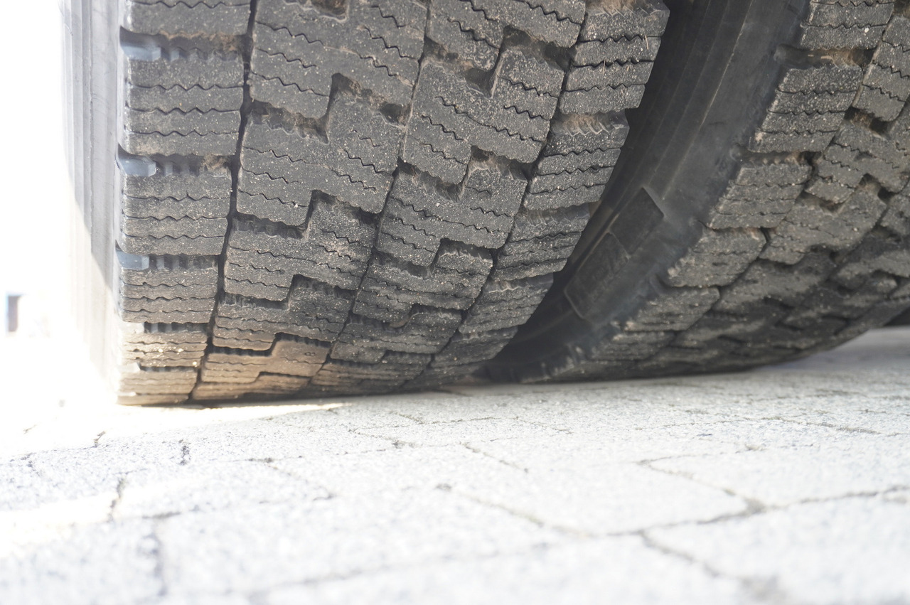 Камион со кран MAN TGX 35.580 E6 8x4/4 - 8.8m chassis frame: слика 16 Камион со кран MAN TGX 35.580 E6 8x4/4 - 8.8m chassis frame: слика 16