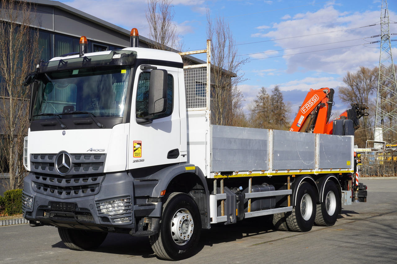 MERCEDES-BENZ AROCS 2636 Flatbed / HDS FASSI F175 7.7 T / 150,000 km - Камион со кран: слика 2 MERCEDES-BENZ AROCS 2636 Flatbed / HDS FASSI F175 7.7 T / 150,000 km - Камион со кран: слика 2