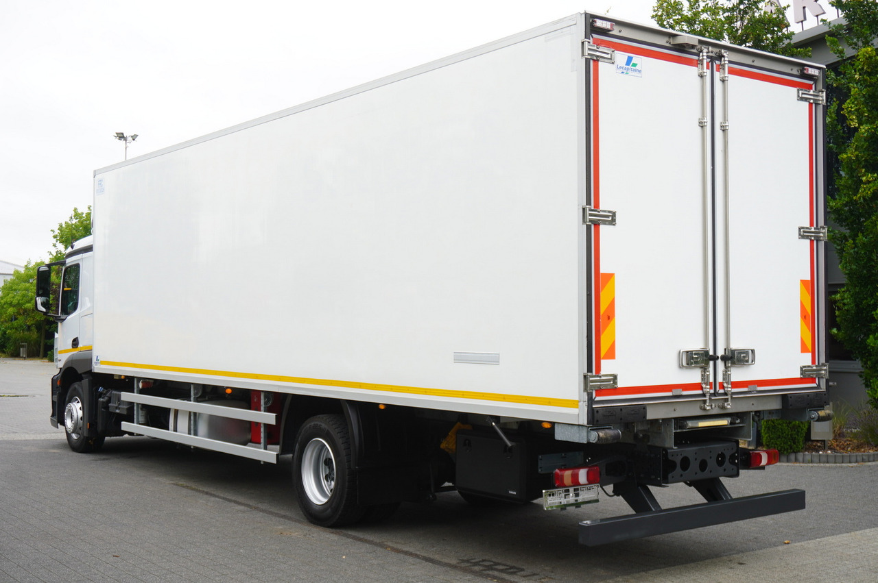 MERCEDES-BENZ Actros 1824 / Refrigerator 22 EPAL / Carrier Supra 950 / Sleeping cabin - Камион ладилник: слика 2 MERCEDES-BENZ Actros 1824 / Refrigerator 22 EPAL / Carrier Supra 950 / Sleeping cabin - Камион ладилник: слика 2