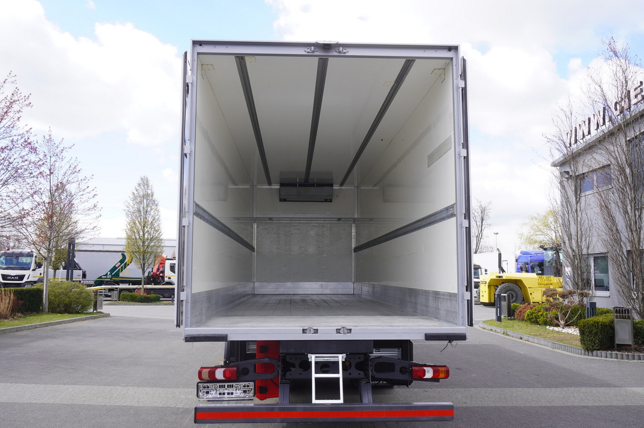 MERCEDES-BENZ Actros 1824 / Refrigerator / Carrier Supra 1250 / Sleeping cabin - Камион ладилник: слика 4 MERCEDES-BENZ Actros 1824 / Refrigerator / Carrier Supra 1250 / Sleeping cabin - Камион ладилник: слика 4