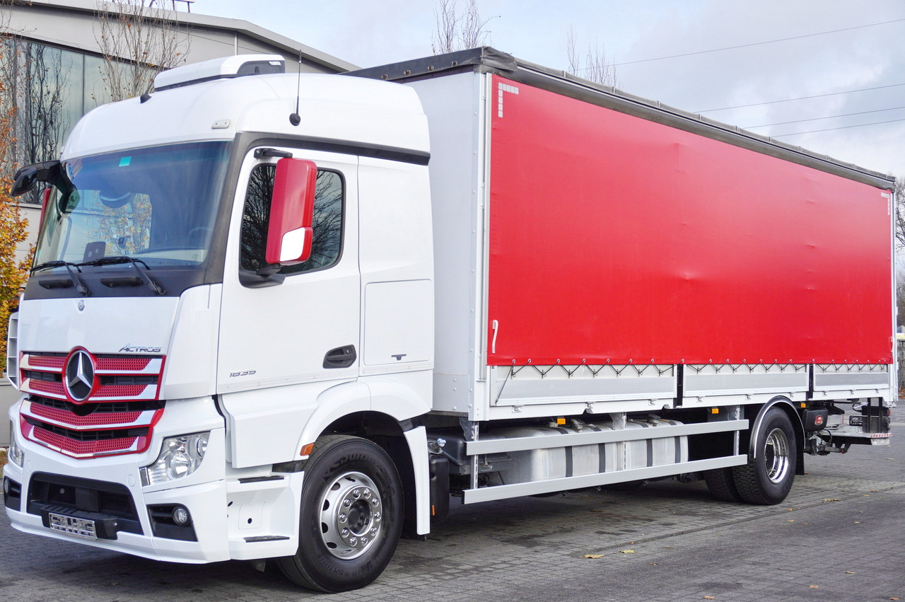 MERCEDES-BENZ Actros 1835 E6 4×2 / Curtainsider 21 pallets / tail lift 1.5t - Камион со церада: слика 1 MERCEDES-BENZ Actros 1835 E6 4×2 / Curtainsider 21 pallets / tail lift 1.5t - Камион со церада: слика 1
