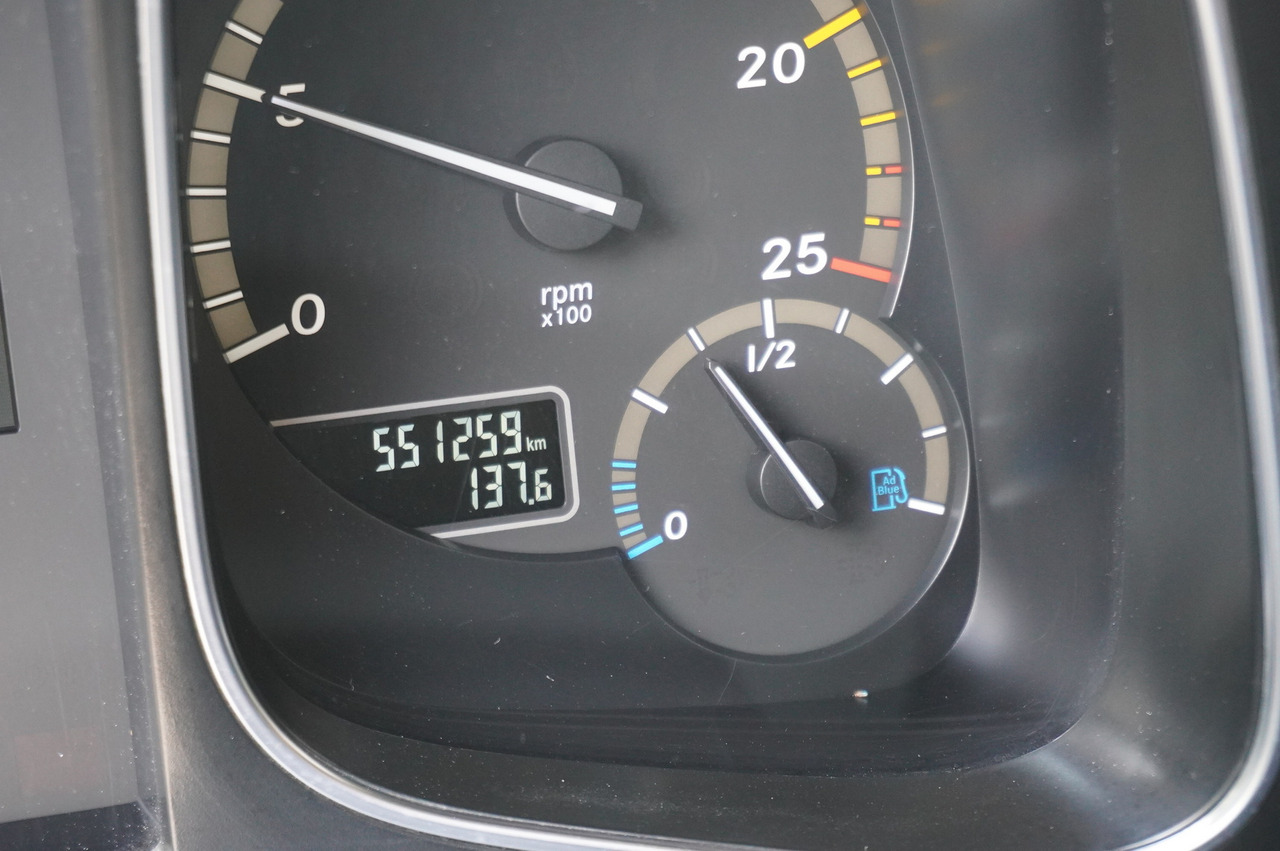 Лизинг на MERCEDES-BENZ Actros 1840 / New 3-side tipper 10 EPAL / Diff. lock / Load cap 10 t MERCEDES-BENZ Actros 1840 / New 3-side tipper 10 EPAL / Diff. lock / Load cap 10 t: слика 24 Лизинг на MERCEDES-BENZ Actros 1840 / New 3-side tipper 10 EPAL / Diff. lock / Load cap 10 t MERCEDES-BENZ Actros 1840 / New 3-side tipper 10 EPAL / Diff. lock / Load cap 10 t: слика 24