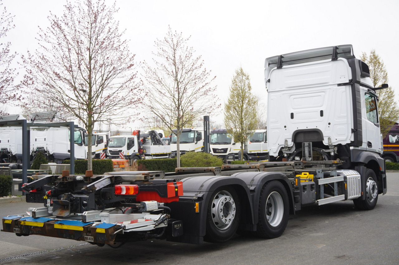 MERCEDES-BENZ Actros 2545 6×2 MP5 / ADR / several units - Транспортер на контејнер/ Камион со променливо тело: слика 3 MERCEDES-BENZ Actros 2545 6×2 MP5 / ADR / several units - Транспортер на контејнер/ Камион со променливо тело: слика 3