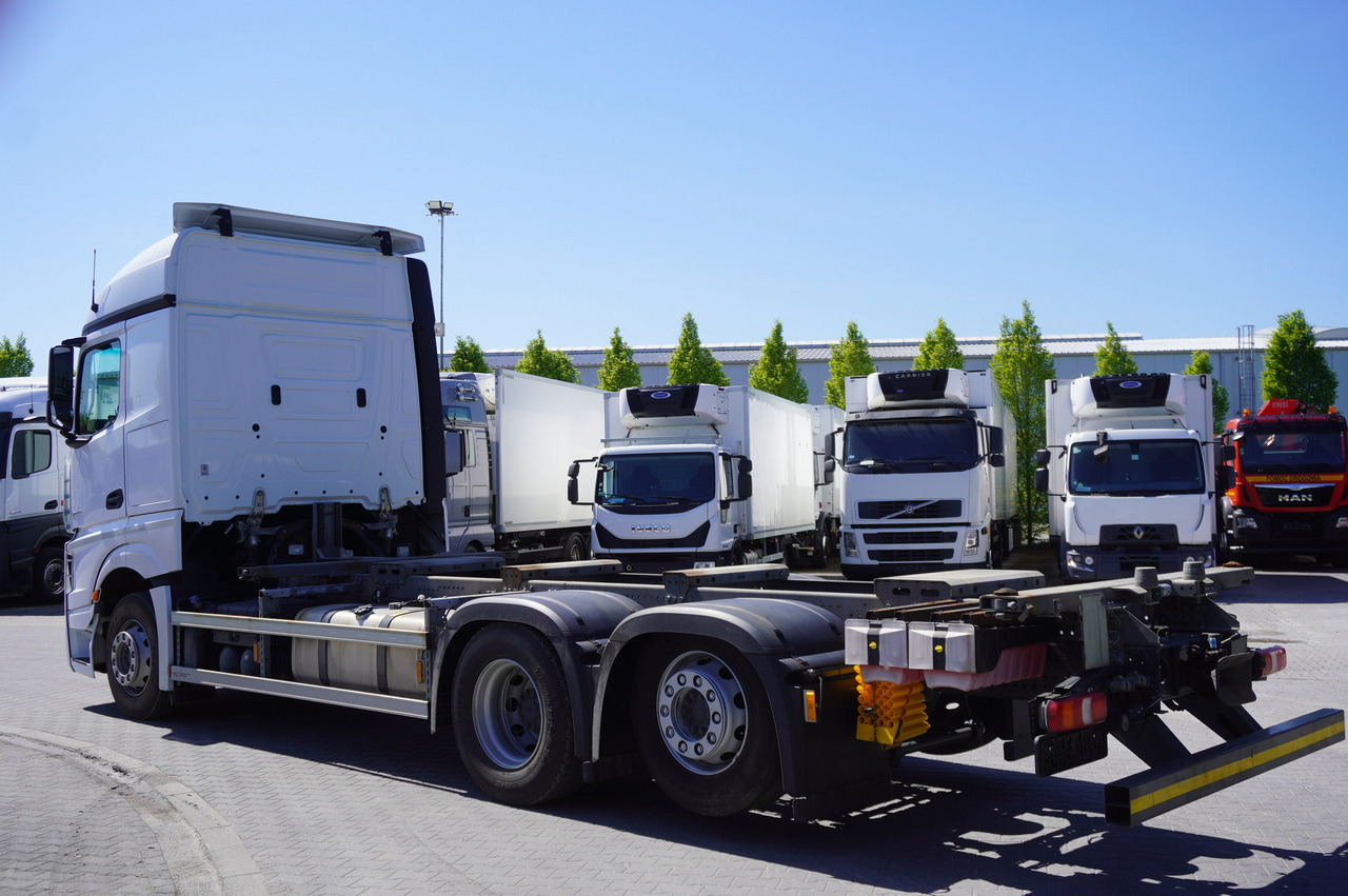 MERCEDES-BENZ Actros 2545 6×2 MP5 / FULL ADR / 12 units - Транспортер на контејнер/ Камион со променливо тело: слика 4 MERCEDES-BENZ Actros 2545 6×2 MP5 / FULL ADR / 12 units - Транспортер на контејнер/ Камион со променливо тело: слика 4