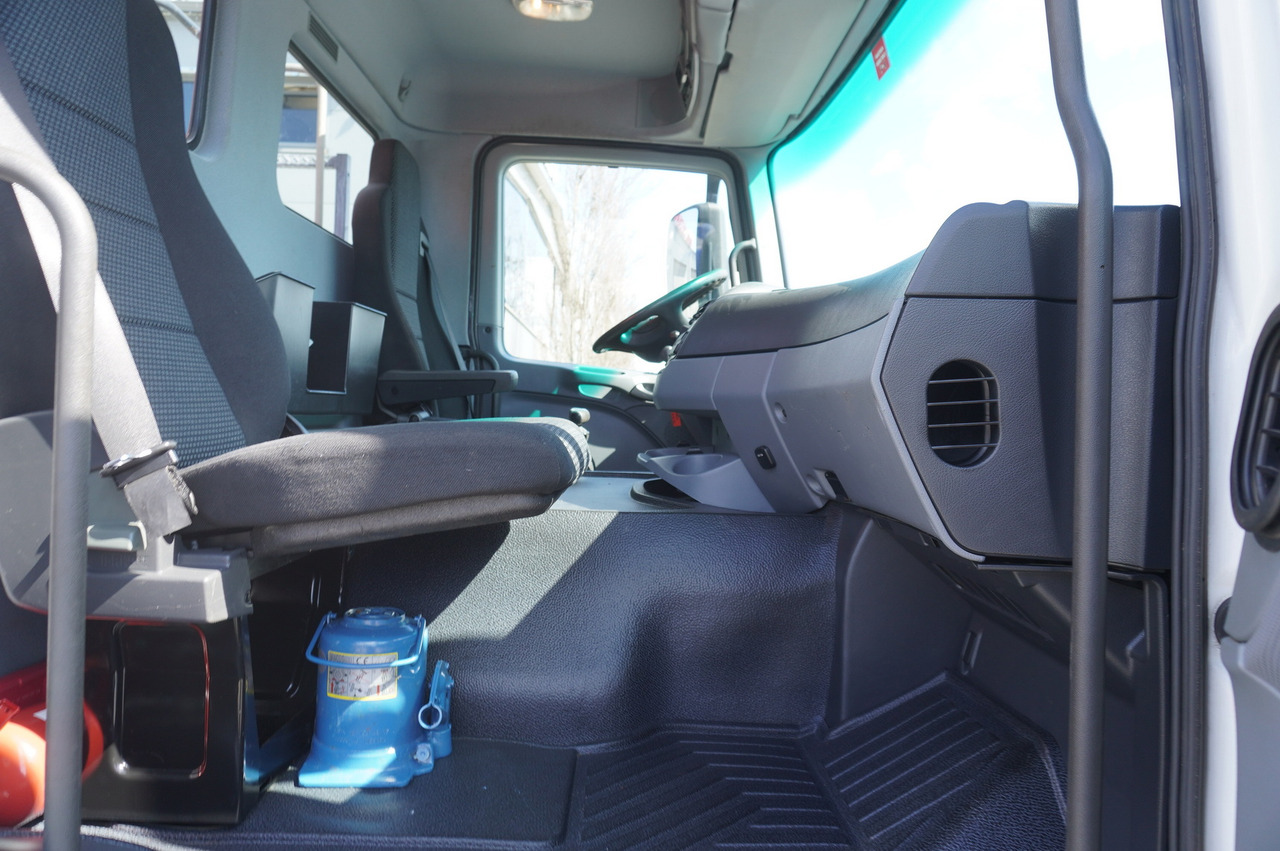 Камион со платформа, Камион со кран MERCEDES-BENZ Actros 2641 6×4 E5 / Crane / Dumper / 110000 km!: слика 24