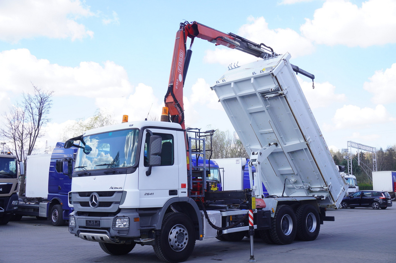 MERCEDES-BENZ Actros 2641 6×4 E5 / Crane / Dumper / 110000 km! - Кипер, Камион со кран: слика 2 MERCEDES-BENZ Actros 2641 6×4 E5 / Crane / Dumper / 110000 km! - Кипер, Камион со кран: слика 2