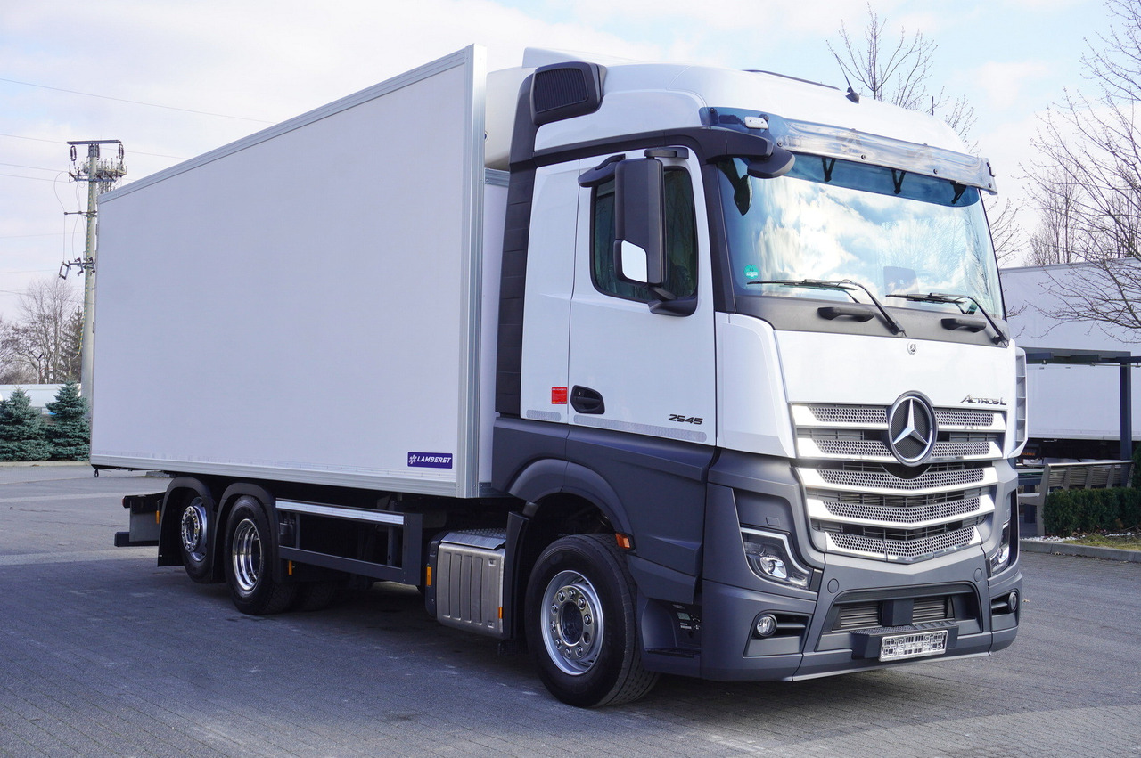 MERCEDES-BENZ Actros L 2545 / NEW Lamberet refrigerator / 2023 / 140 tho. km - Камион ладилник: слика 1 MERCEDES-BENZ Actros L 2545 / NEW Lamberet refrigerator / 2023 / 140 tho. km - Камион ладилник: слика 1