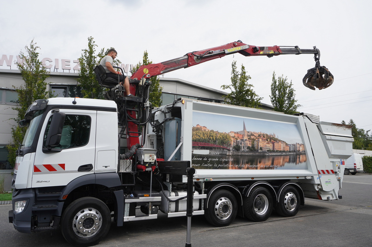 MERCEDES-BENZ Antos 3240 8x2 / Tajfun 5T crane / Farid Industries garbage truck/ 3 steered axles - Камион за ѓубре: слика 1 MERCEDES-BENZ Antos 3240 8x2 / Tajfun 5T crane / Farid Industries garbage truck/ 3 steered axles - Камион за ѓубре: слика 1