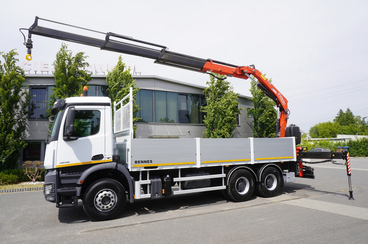 MERCEDES-BENZ Arocs 2633 flatbed truck / Crane FASSI F155A.0.23 / REMOTE CONTROL / 230,000 km - Камион со кран: слика 3 MERCEDES-BENZ Arocs 2633 flatbed truck / Crane FASSI F155A.0.23 / REMOTE CONTROL / 230,000 km - Камион со кран: слика 3