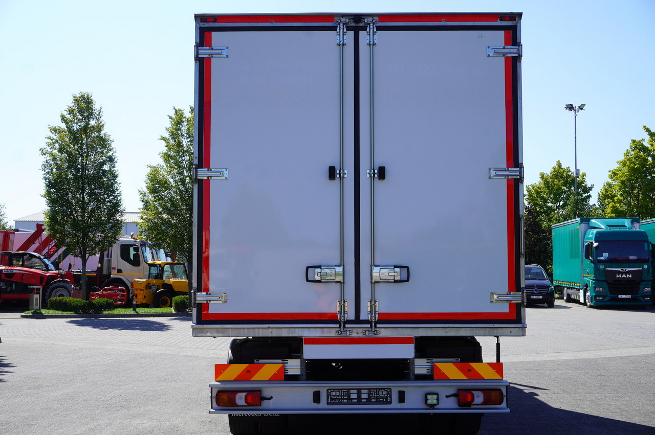 MERCEDES-BENZ Atego 1223 / Bitemperature Refrigerator 12 EPAL / Full ADR / Sleeper cab / 175 tho. km - Камион ладилник: слика 4 MERCEDES-BENZ Atego 1223 / Bitemperature Refrigerator 12 EPAL / Full ADR / Sleeper cab / 175 tho. km - Камион ладилник: слика 4