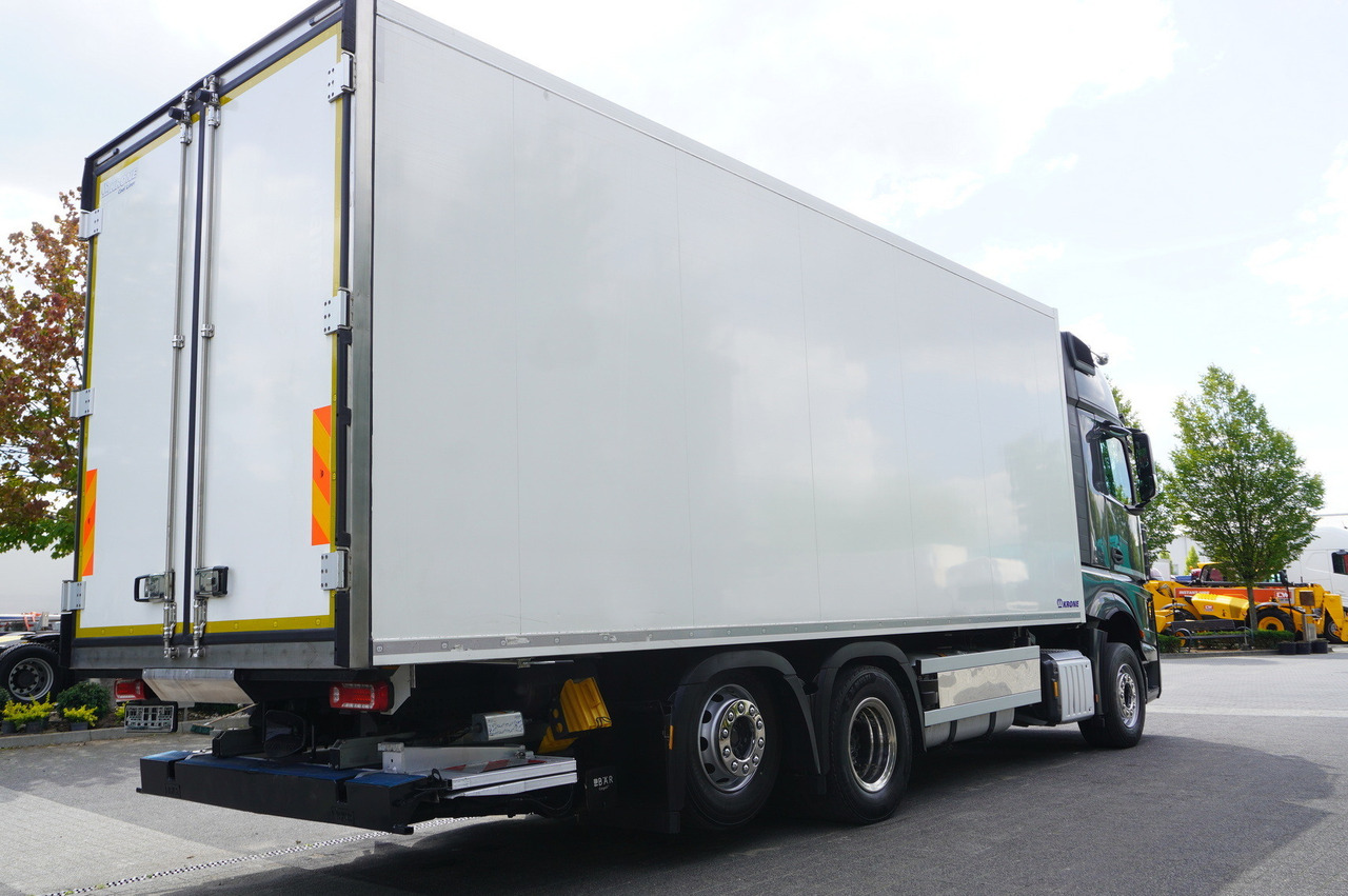 MERCEDES-BENZ Mercedes-Benz Actros 2548 MP5 / Krone Refrigerator Multitemperature / Doppelstock 36 EPAL / GIGA Space cab - Камион ладилник: слика 2 MERCEDES-BENZ Mercedes-Benz Actros 2548 MP5 / Krone Refrigerator Multitemperature / Doppelstock 36 EPAL / GIGA Space cab - Камион ладилник: слика 2