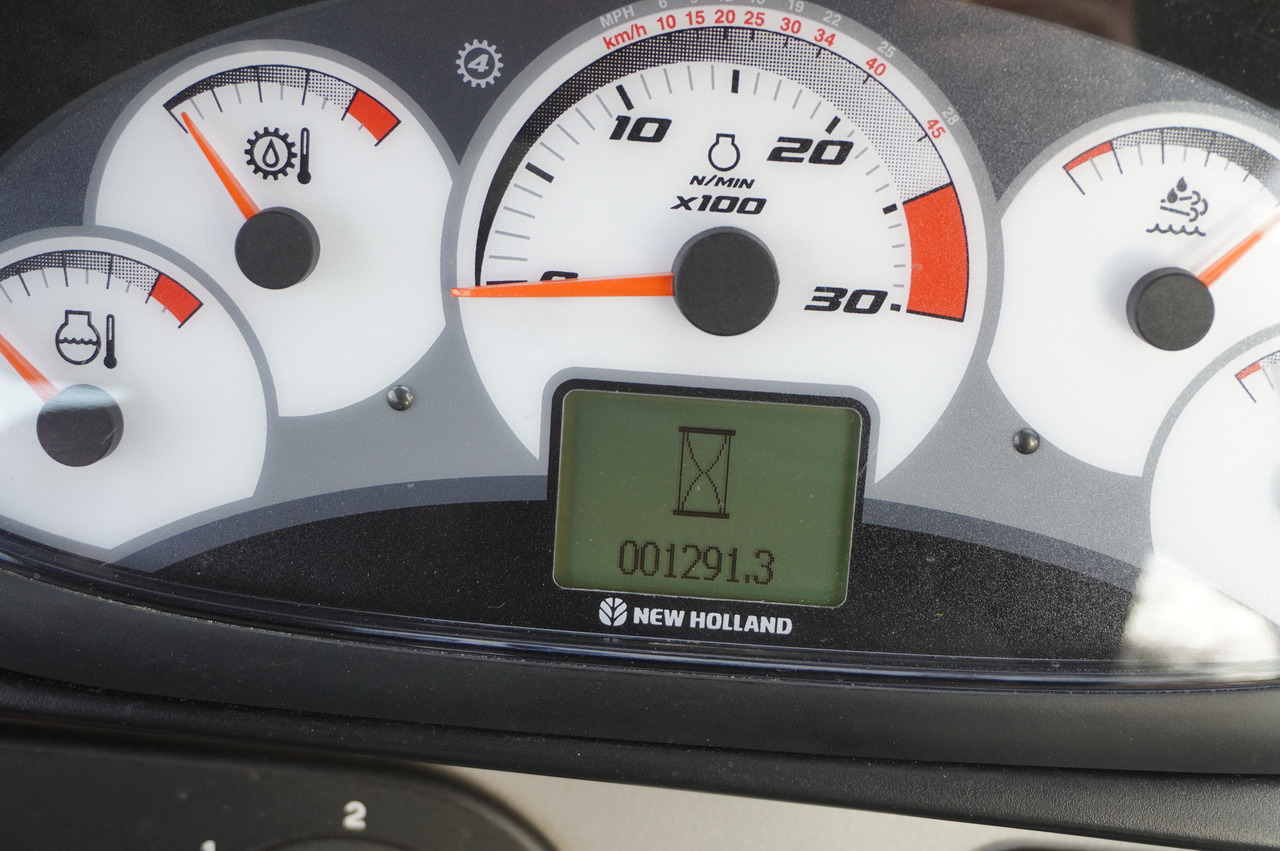 NEW HOLLAND B 115 C backhoe loader / 1000 MTH ! / 2021 - Ровокопач: слика 2 NEW HOLLAND B 115 C backhoe loader / 1000 MTH ! / 2021 - Ровокопач: слика 2