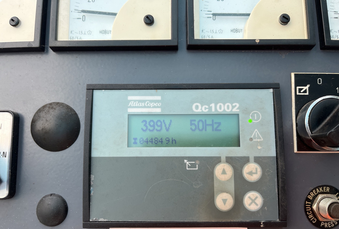 POTAIN IGO32 Tri/A Mobile self-erecting tower crane / 4400 MTH! - Мобилен кран: слика 2 POTAIN IGO32 Tri/A Mobile self-erecting tower crane / 4400 MTH! - Мобилен кран: слика 2