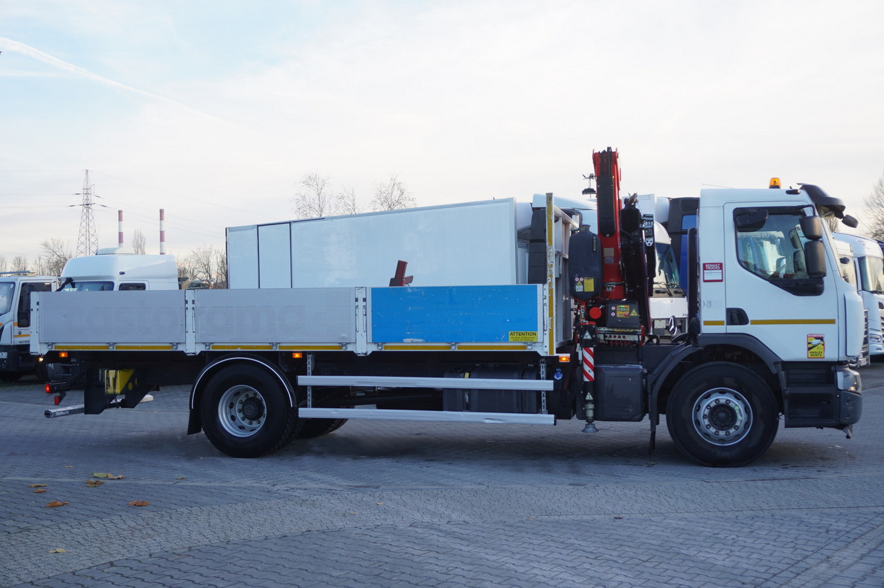 RENAULT C280 DTI 8 / FASSI crane 5.6 T / range 8 m / Flatbed 15 EPAL - Камион со платформа, Камион со кран: слика 4 RENAULT C280 DTI 8 / FASSI crane 5.6 T / range 8 m / Flatbed 15 EPAL - Камион со платформа, Камион со кран: слика 4