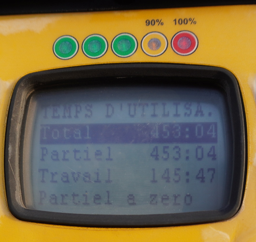 RENAULT RENAULT C320 P 4x2 / FASSI crane 6 T / 140 MTH!!! / range 10 m / Flatbed 15 EPAL / 52 tho. km!!! - Камион со платформа, Камион со кран: слика 2 RENAULT RENAULT C320 P 4x2 / FASSI crane 6 T / 140 MTH!!! / range 10 m / Flatbed 15 EPAL / 52 tho. km!!! - Камион со платформа, Камион со кран: слика 2