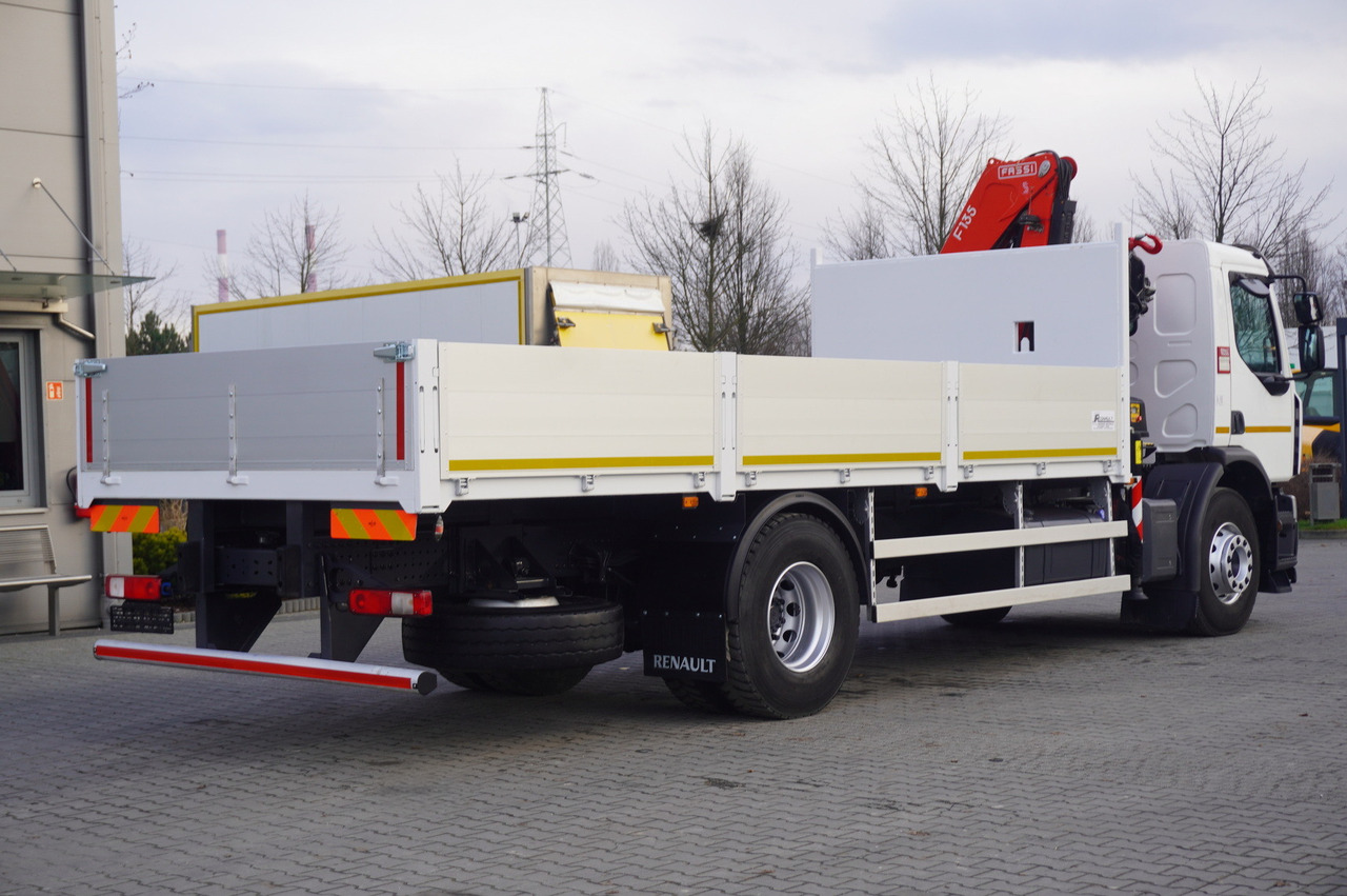 Renault C320 P4x2 E6 / Fassi 5.6 t / Range 8 m / Platform 15 EPAL - Камион со платформа, Камион со кран: слика 5 Renault C320 P4x2 E6 / Fassi 5.6 t / Range 8 m / Platform 15 EPAL - Камион со платформа, Камион со кран: слика 5