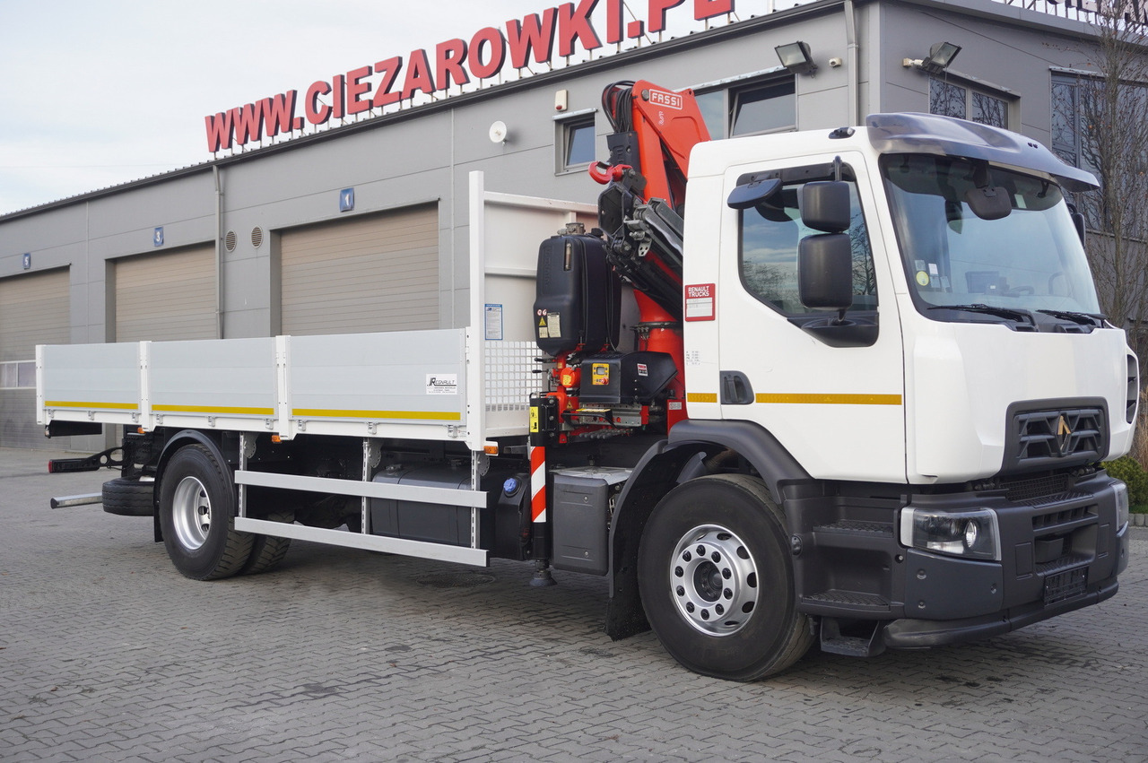 Renault C320 P4x2 E6 / Fassi 5.6 t / Range 8 m / Platform 15 EPAL - Камион со платформа, Камион со кран: слика 2 Renault C320 P4x2 E6 / Fassi 5.6 t / Range 8 m / Platform 15 EPAL - Камион со платформа, Камион со кран: слика 2