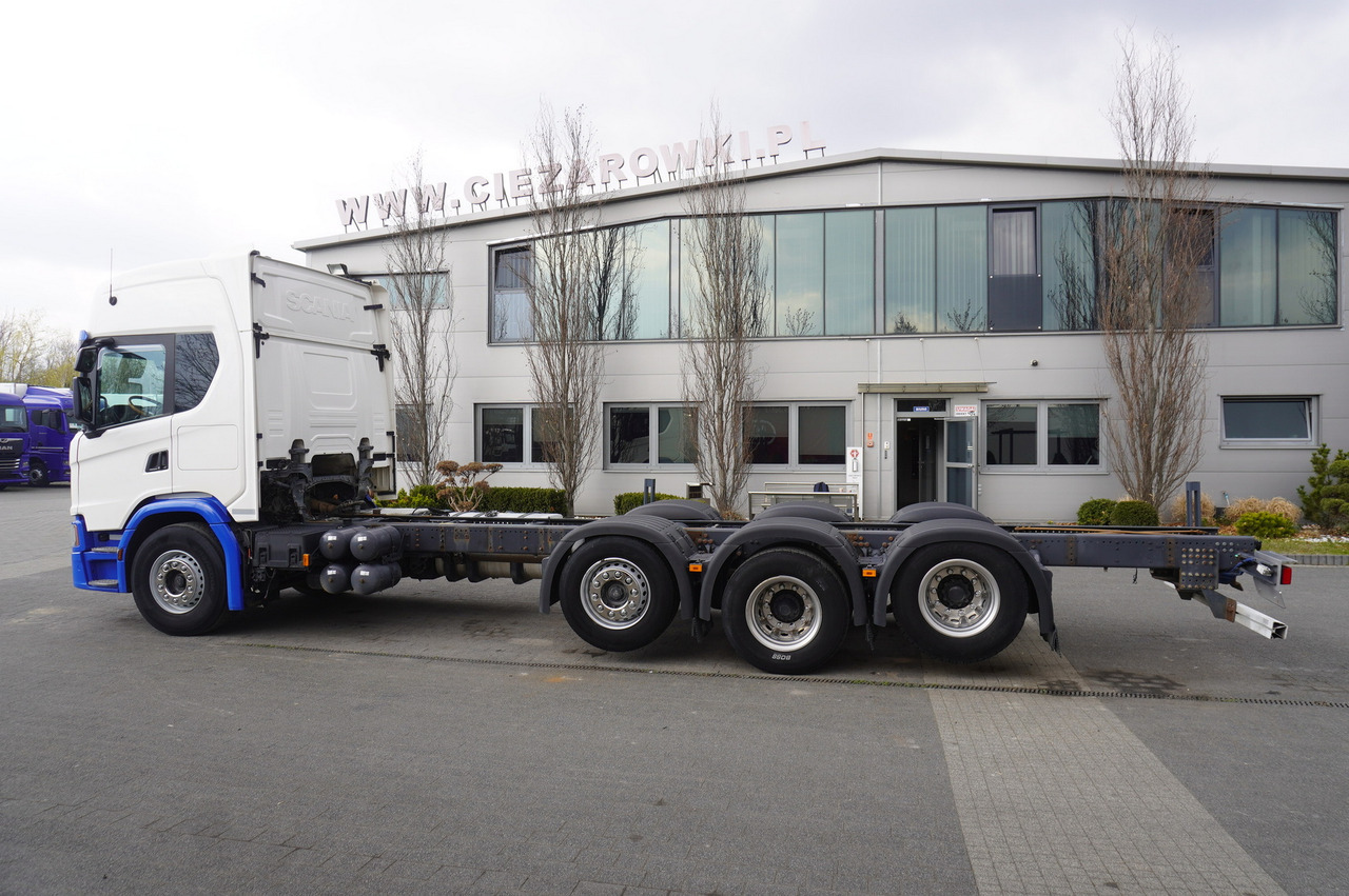 SCANIA G500 8x2 / 2nd axis steered / Chassis 8.35 m / 2021 - Камион со кабинска шасија: слика 4 SCANIA G500 8x2 / 2nd axis steered / Chassis 8.35 m / 2021 - Камион со кабинска шасија: слика 4