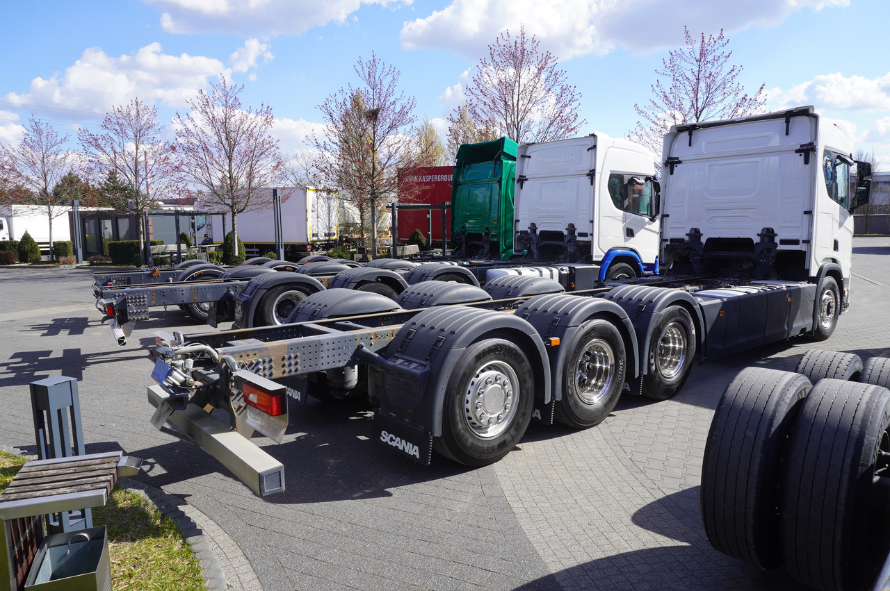 SCANIA R650 V8 / 650 HP/ frame 8.8 m / steered 4th axis / 20 units - Камион со кран: слика 5 SCANIA R650 V8 / 650 HP/ frame 8.8 m / steered 4th axis / 20 units - Камион со кран: слика 5
