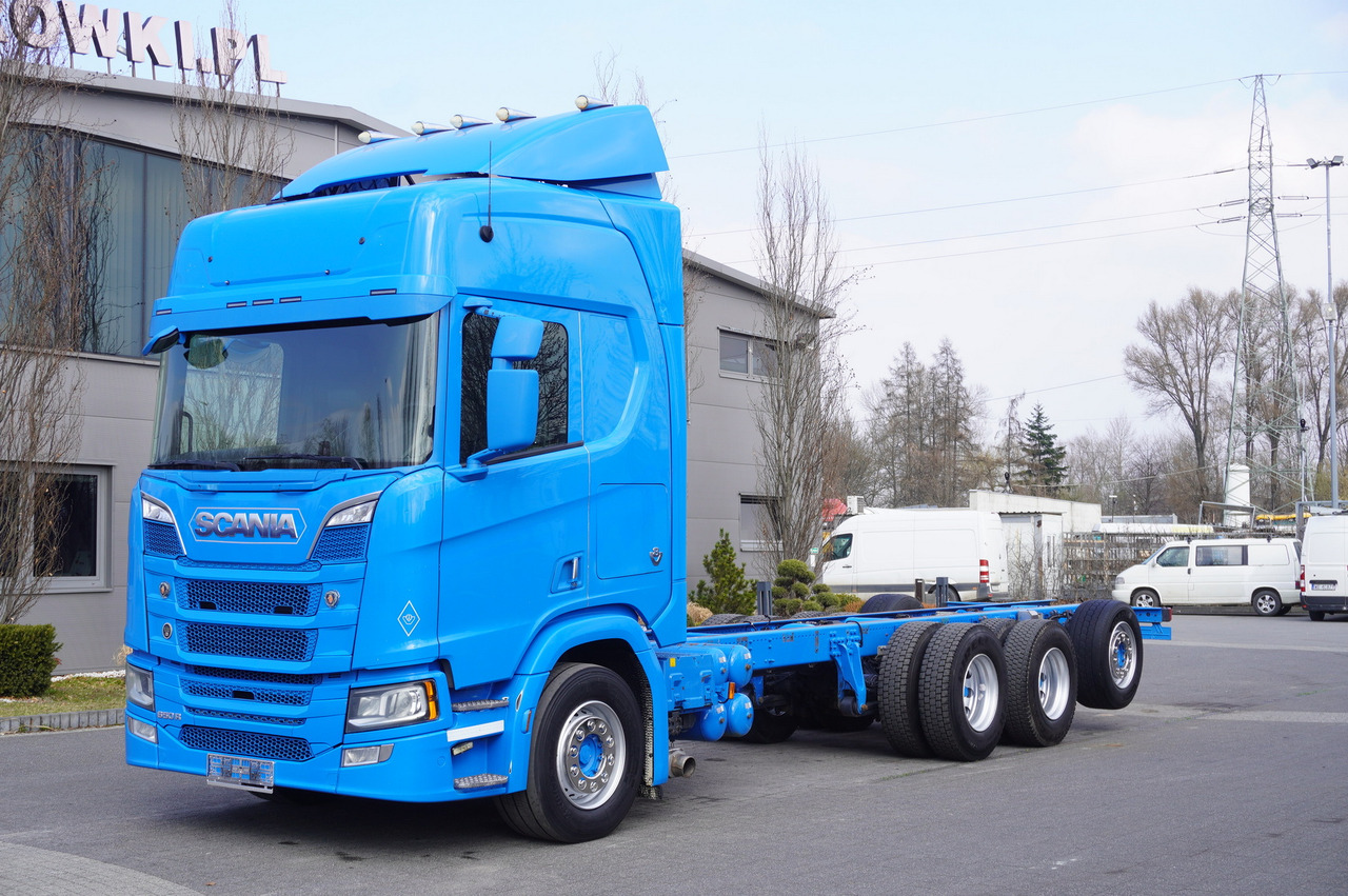 SCANIA R650 V8 / 650 HP/ frame 8.8 m / steered 4th axle - Камион со кабинска шасија: слика 1 SCANIA R650 V8 / 650 HP/ frame 8.8 m / steered 4th axle - Камион со кабинска шасија: слика 1