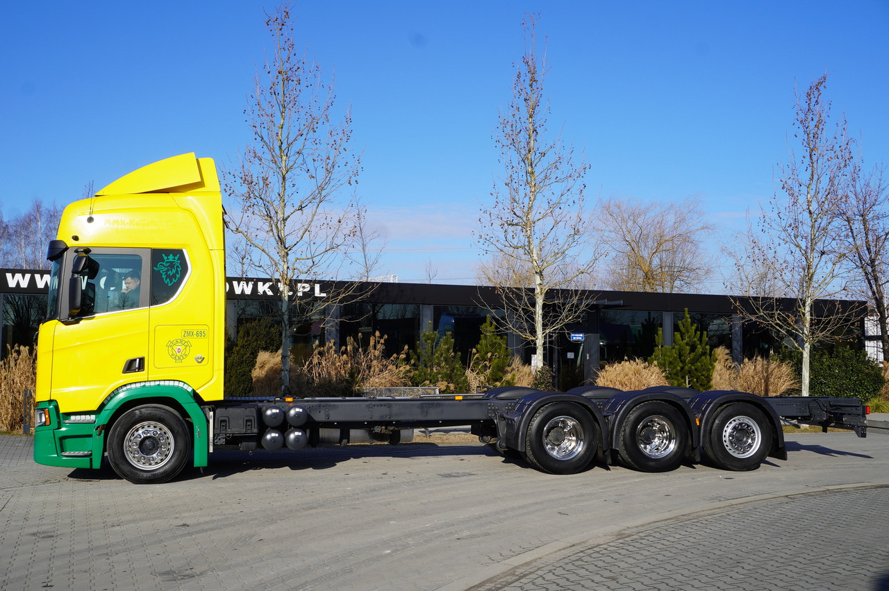 SCANIA R650 V8 8x4/4 E6 / 2020 / Frame 9.7 m - Камион со кабинска шасија: слика 2 SCANIA R650 V8 8x4/4 E6 / 2020 / Frame 9.7 m - Камион со кабинска шасија: слика 2